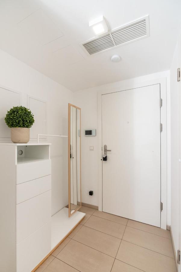 Immersed Into Vienna'S City Life And Yet A Retreat, Minimum 30 Nights Kültér fotó