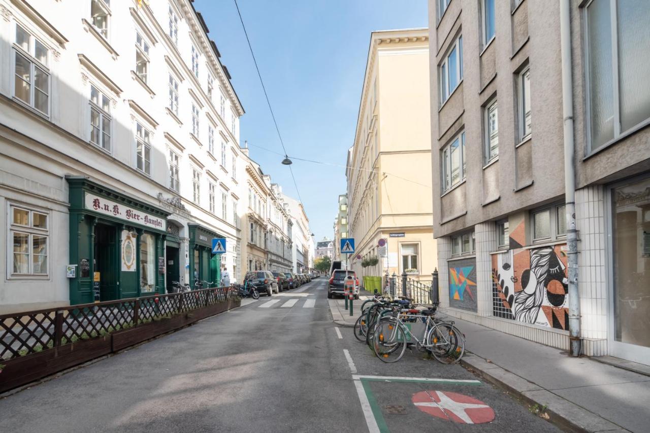 Immersed Into Vienna'S City Life And Yet A Retreat, Minimum 30 Nights Kültér fotó